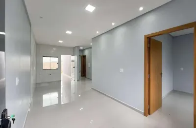 Casa à venda com 1 suíte + 2 quartos, fundos com edícula, jd. pancera - toledo/pr