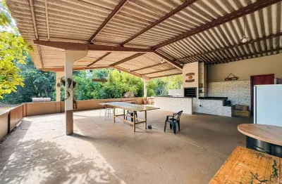 Casa a venda com 2 quartos sendo 1 suíte, clube caça e pesca - toledo