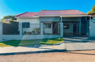 Casa a venda com 1 suite + 2 quartos, jd. europa - toledo/pr