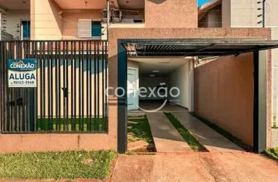 Sobrado semimobiliado para locação com 1 suíte + 3 quartos, jd. gisela - toledo/pr
