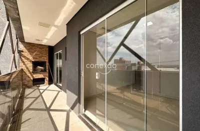 Apartamento semimobiliado com 1 suíte + 2 quartos, sacada com churrasqueira, centro - toledo/pr