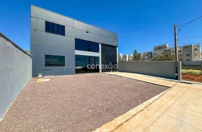 Barracão novo para locação, com 345m² de área construída e estacionamento próprio, jd. gisela - toledo/pr