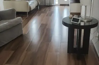 Casa com 3 quartos para alugar na Avenida Vereador Narciso Yague Guimarães, Vila Partenio, Mogi das Cruzes