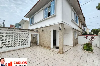 Casa com 3 quartos à venda na Rua Saturnino de Brito, Marapé, Santos