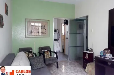 Térreo elevado, 2 quartos, sala, cozinha, banheiro, área de serviço, porão funcional, amplo 78m²