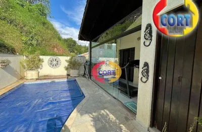 Casa mobiliada está para venda no condomínio de arujá!!!