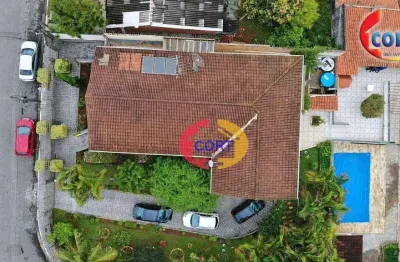 Casa em amplo terreno à venda no bairro jordanopolis em arujá!!!