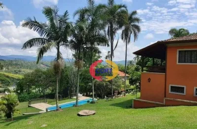 Chácara dos sonhos mobiliada e lazer completo em condomínio fechado à venda em arujá