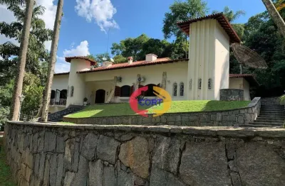 Casa com jardim no condomínio arujazinho i, ii, iii à venda em arujá!!!