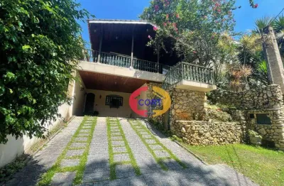 Casa à venda e locação no condomínio arujazinho i,ii, iii.