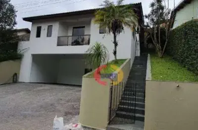 Casa com 3 dormitórios, 220 m² - venda por r$ 1.800.000,00 ou aluguel por r$ 7.000,00/mês - condomínio country club - arujá/sp