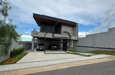 Casa à venda no Condomínio San Vitale, 200m² de construção, 2 suítes sendo 1 suíte master com closet, Escritório que pode ser utilizado com 3 quarto, quintal amplo, gramado com preparação para ofurô /