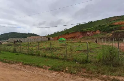 Terreno à venda no bandeirantes, mariana  por r$ 200.000