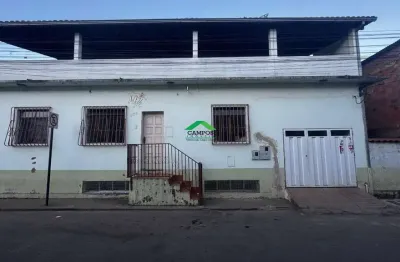 Casa com 3 quartos à venda no centro, mariana  por r$ 750.000
