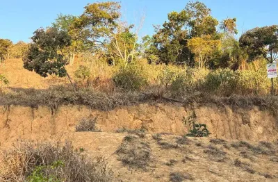 Terreno à venda em Magalhães, Mariana 