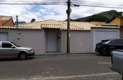 Casa com 3 quartos para alugar no Bauxita, Ouro Preto 