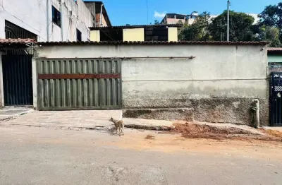 Casa à venda na Cabanas, Mariana 