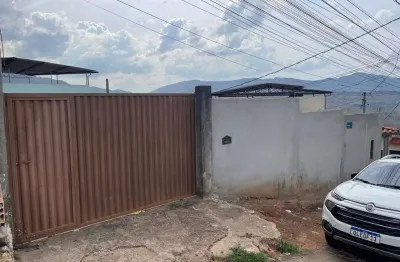 Casa com 2 quartos à venda em Santa Rita De Cássia, Mariana 