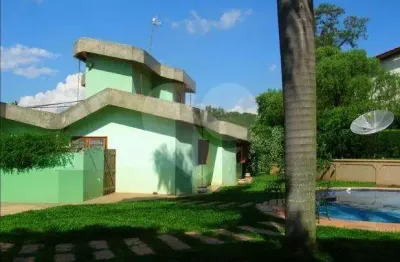 Casa  à venda com 4 quartos, sendo 2 suítes,  no condomínio monte belo, salto - sp