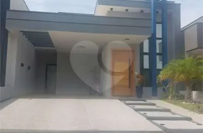 Casa  à venda com 3 quartos, sendo 1 suíte,  no condomínio mantova, indaiatuba - sp