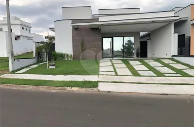 Casa  à venda com 3 quartos, sendo 3 suítes,  no condomínio residencial central parque, salto - sp