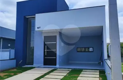 Casa  à venda com 3 quartos, sendo 1 suíte,  no condomínio residencial parque imperial, salto - sp