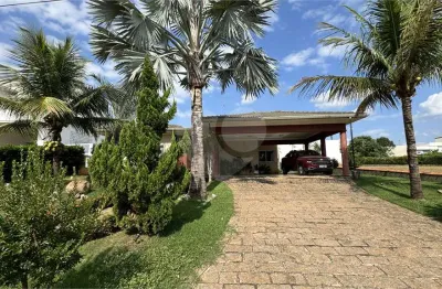 Casa  à venda com 4 quartos, sendo 3 suítes,  no condomínio terras de mont serrat, salto - sp