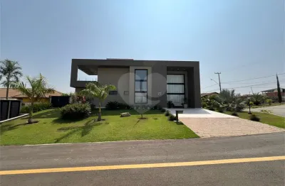 Casa  à venda com 5 quartos, sendo 4 suítes,  no condomínio terras de mont serrat, salto - sp