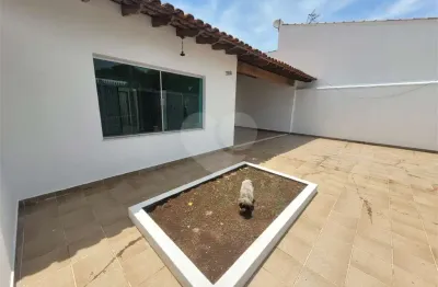Casa à venda com 3 quartos, sendo 1 suíte,  em bela vista, salto - sp