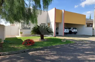 Casa em condomínio fechado com 4 quartos à venda na Avenida Brasília, Buru, Salto