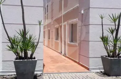 Sobrado à venda com 2 quartos em jardim das nações, salto - sp