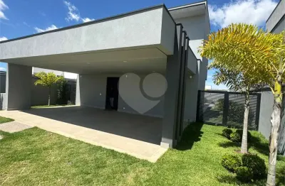 Casa  à venda com 4 quartos, sendo 4 suítes,  no condomínio villas do golf, itu - sp
