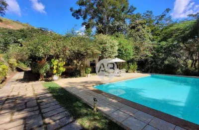 Casa com 4 dormitórios à venda, 250 m² por r$ 1.390.000,00 - itaipava - petrópolis/rj
