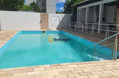 Excelente apartamento de 2 dormitorios, sacada e vaga de garagem.