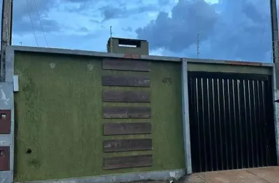 Casa à venda na Rua Massaranduba, Cará-cará, Ponta Grossa