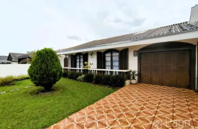 Casa com 3 quartos à venda na Avenida José Primor, Uvaranas, Ponta Grossa