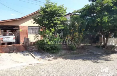 Casa à venda na Rua Herculano de Freitas, 466, Orfãs, Ponta Grossa