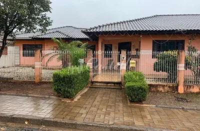 Casa à venda de 3 quartos, com piscina, em reserva - pr
