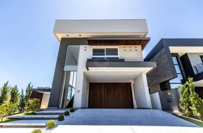 Casa  alto padrão condomínio caledônia , santa regina, camboriú - sc