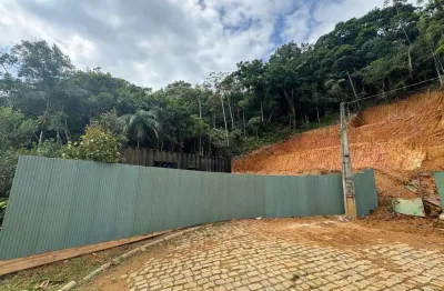 Terreno no condomínio haras rio do ouro , ariribá, balneário camboriú - sc