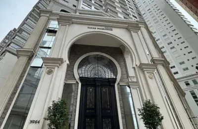 Apartamento com 4 quartos à venda na Rua 4400, 64, Centro, Balneário Camboriú