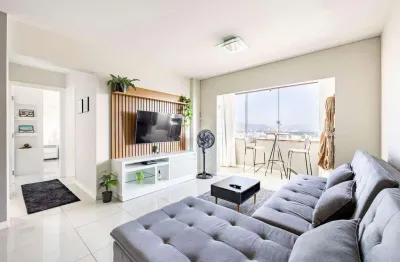 Apartamento com 2 quartos para alugar na Avenida 3ª Avenida, 1667, Centro, Balneário Camboriú