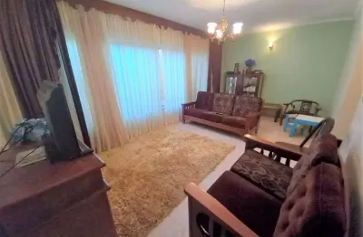 Casa com 2 quartos à venda na Rua José Vidal Senin, 315, Jardim Guapituba, Mauá