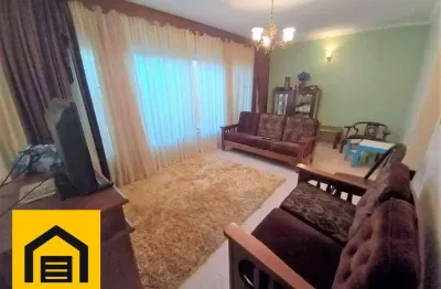 Casa com 2 quartos à venda na Rua José Vidal Senin, 315, Jardim Guapituba, Mauá