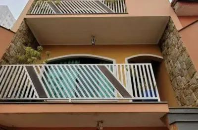 Sobrado com 4 dormitórios à venda, 300 m² por R$ 660.000,00 - Vila Nossa Senhora das Vitórias - Mauá/SP