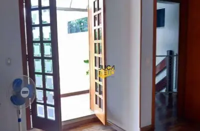 Sobrado com 3 dormitórios para alugar, 180 m² por r$ 5.500,00/mês - matriz - mauá/sp