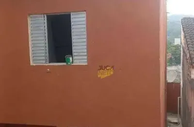 Casa com 2 quartos à venda na Rua Ângelo Pacola, 243, Jardim Itapeva, Mauá