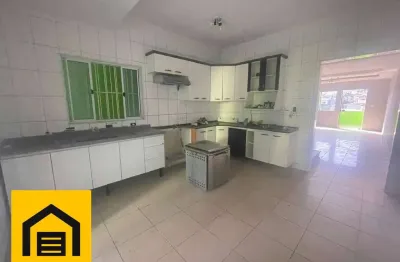 Sobrado com 3 dormitórios à venda, 150 m² por R$ 650.000 - Vila Ana - Mauá/SP