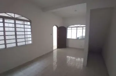 Casa com 3 dormitórios para alugar, 120 m² por R$ 1.920,00/mês - Jardim Estrela - Mauá/SP
