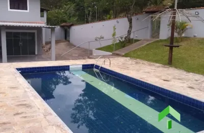 Casa com 4 quartos, piscina, area gourmet, lago no residencial sitio da neblina em ipiabas